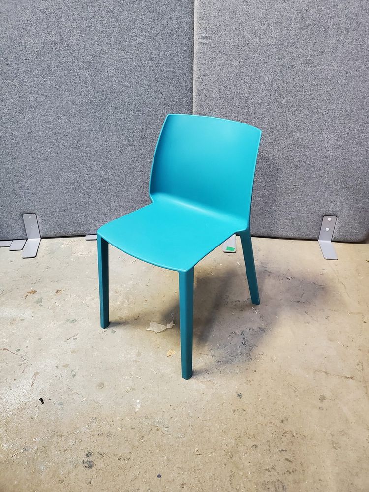 Resource réemploi Chaise polypropylène