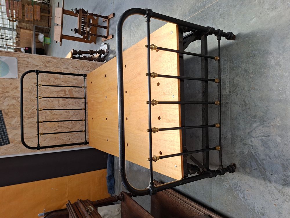 Resource réemploi Lit, Fer forgé