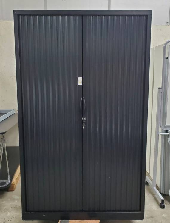 Resource réemploi Armoire haute à rideaux