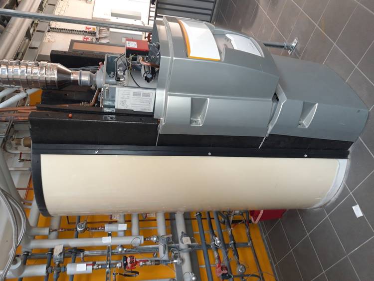 Resource réemploi Chaudière individuelle à condensation - GAZ, Avec ballon combiné solaire De Dietrich ou équivalent