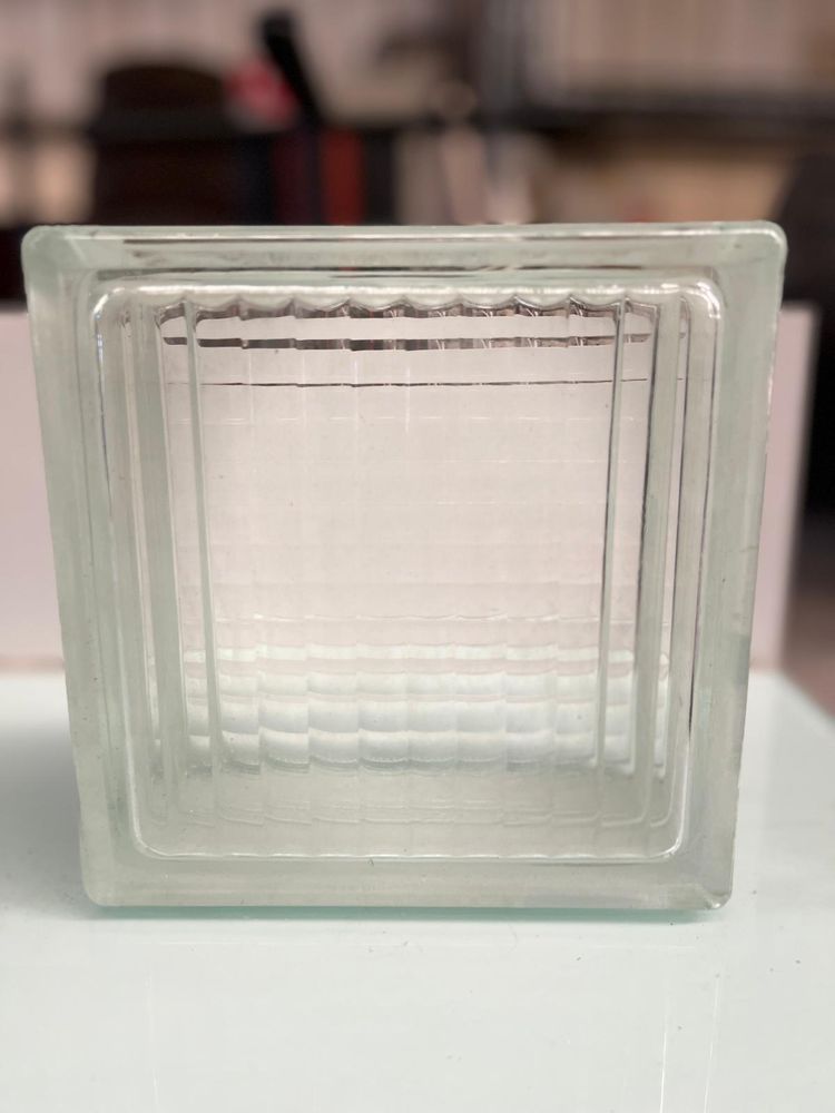 Resource réemploi Carreau en verre double
