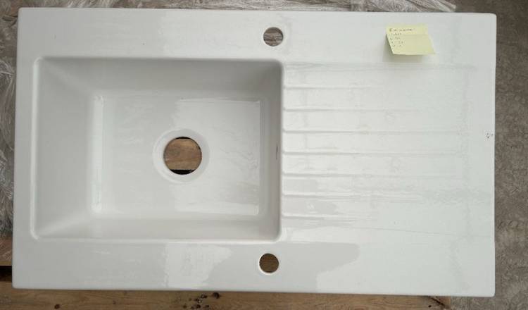Resource réemploi Evier en céramique reconditionné Geberit