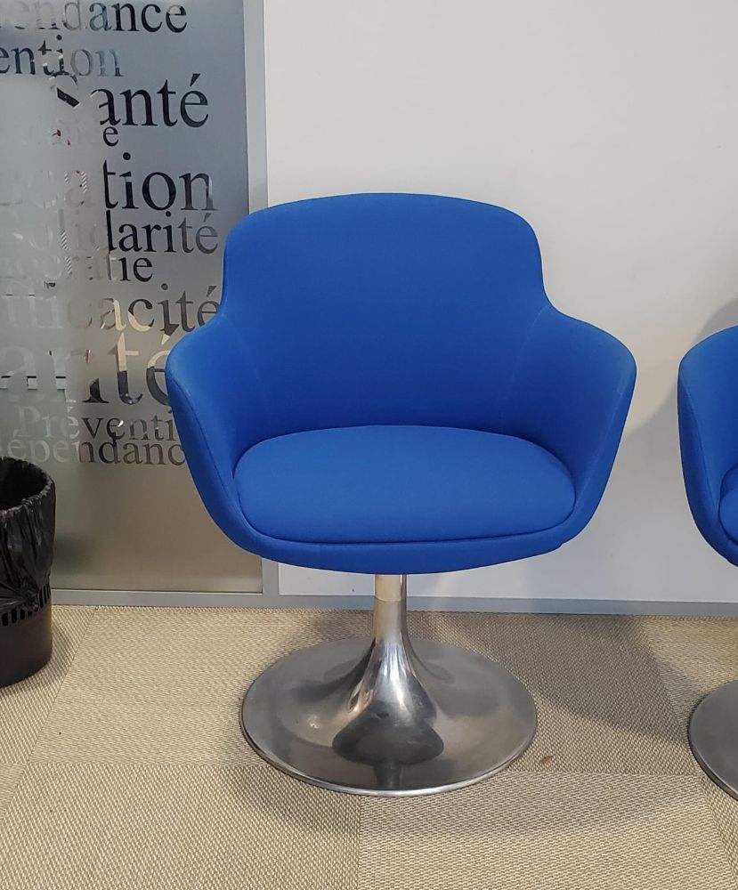 Resource réemploi Fauteuil accueuil pied tulipe