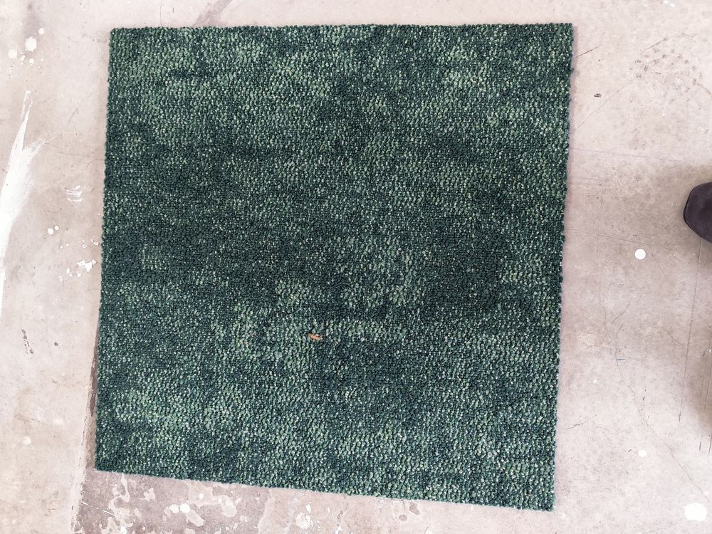 Resource réemploi Dalle moquette, autoplombante