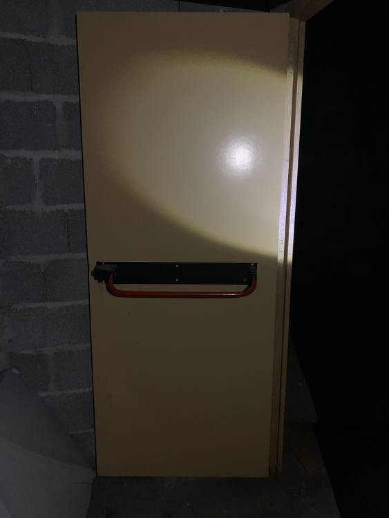 Resource réemploi Porte de cave