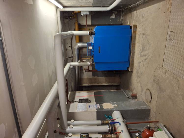 Resource réemploi Chaudière, au sol gaz basse température Buderus GE 434X ou équivalent