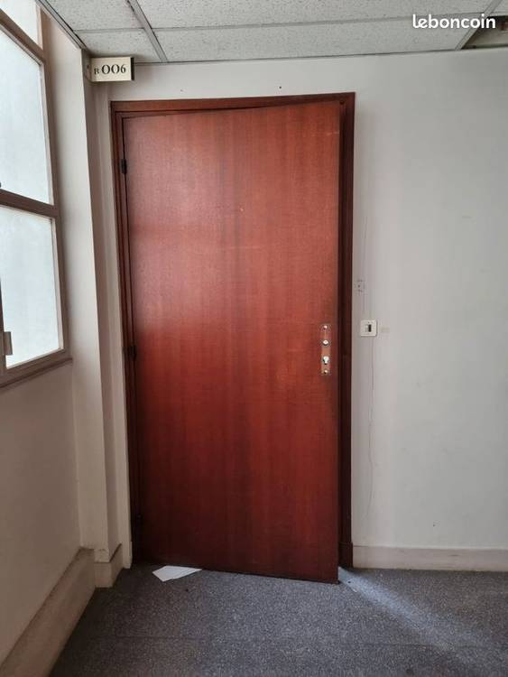 Resource réemploi Porte pleine avec bâti H210