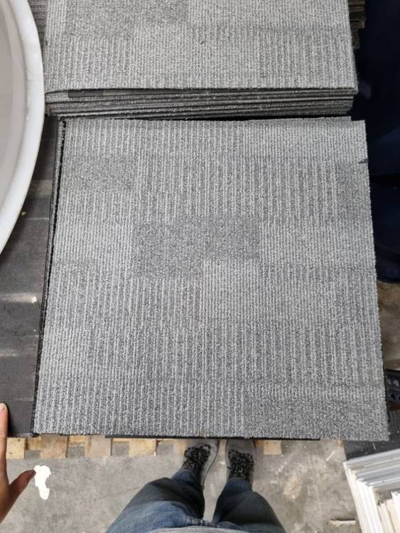 Resource réemploi Dalles de moquettes Gris marbré