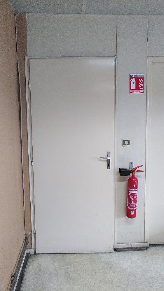Resource réemploi Porte bois 83x203