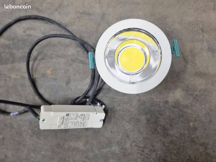 Resource réemploi Spot LED marque Philip