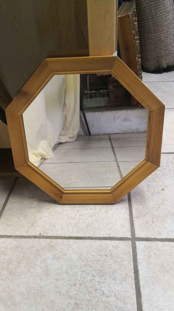 Resource réemploi Miroir hexagonal 