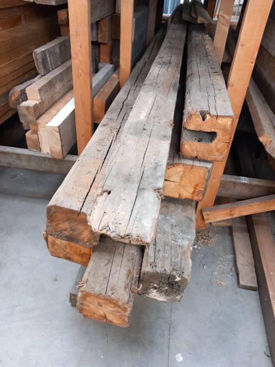 Resource réemploi Poutre chêne 120x120xL4000