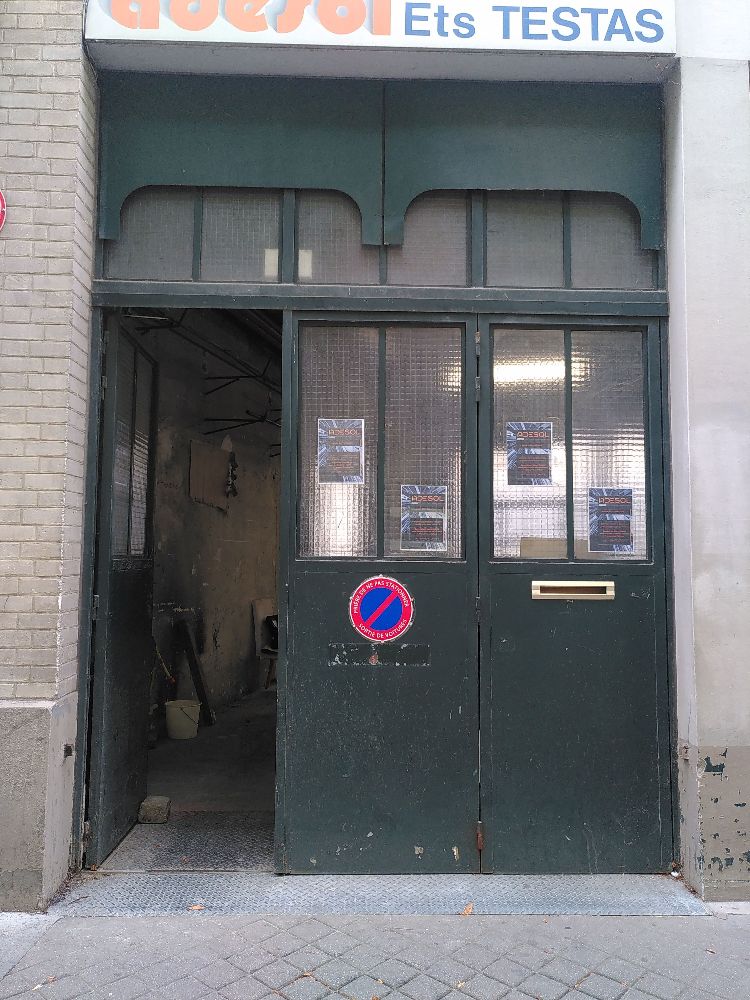 Resource réemploi Porte vitrée métallique