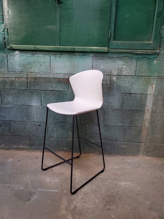 Resource réemploi Chaise haute coque blanche