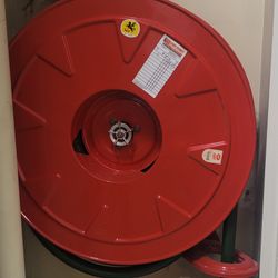 Robinet d'incendie armé