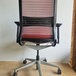 Resource réemploi Siège opérateur Steelcase think