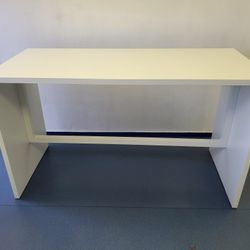 Table haute blanche