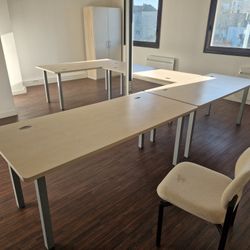 Table de réunion 4 pieds