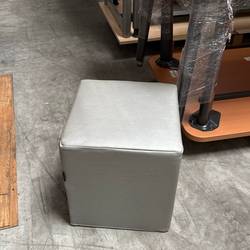 Resource réemploi Pouf, Pouf