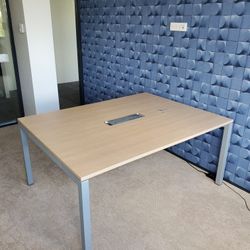 Table de réunion carré