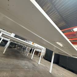 Resource réemploi Bureau, Bureau avec caisson prise