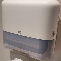 Distributeur d'essuie-mains, mécanique