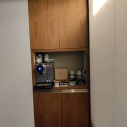 Meuble intégré salle de réunion, Espace café salle de réunion 