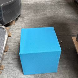 Pouf