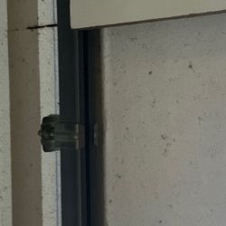 Grande porte coulissante