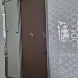 Porte pleine avec bâti H275