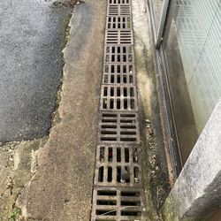 Grilles de caniveaux