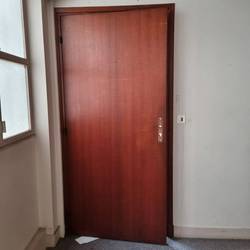 Porte pleine avec bâti H210