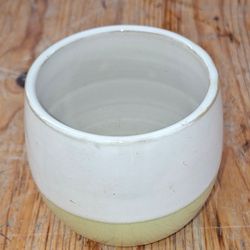 Cache pot