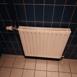 Radiateur à eau acier type DE'LONGHI EASY - diverses dimensions