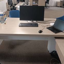 Resource réemploi Bureau avec retour droit