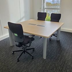 Table de réunion 8 places