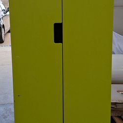 Armoire