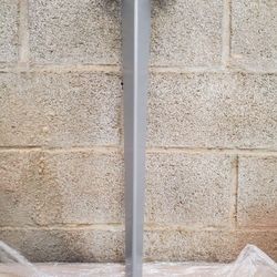 Pied Majencia profil V gris