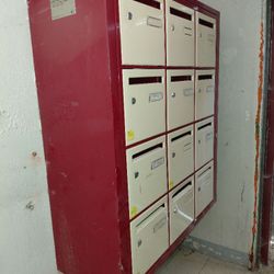 Boîte aux lettres immeuble