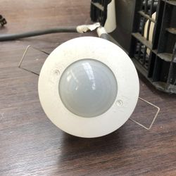 Détecteur de présence, encastrable