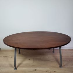 Table de reunion ovale