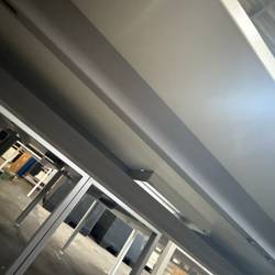 Resource réemploi Table, Table sans cache passe cable 