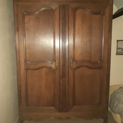Armoire, Chêne massif