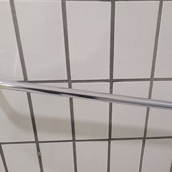 Barre d'appui murale pmr