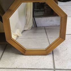 Miroir hexagonal 