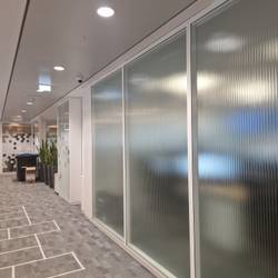 Resource réemploi Cloisons vitrées vitrophanie striée H260