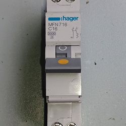 Disjoncteur, 16A