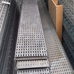 Chemin de câbles Dalle Marine