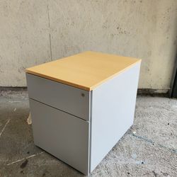 Resource réemploi Caisson Steelcase top bois