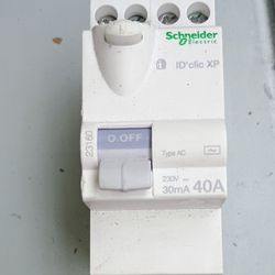 Interrupteur différentiel, 40A